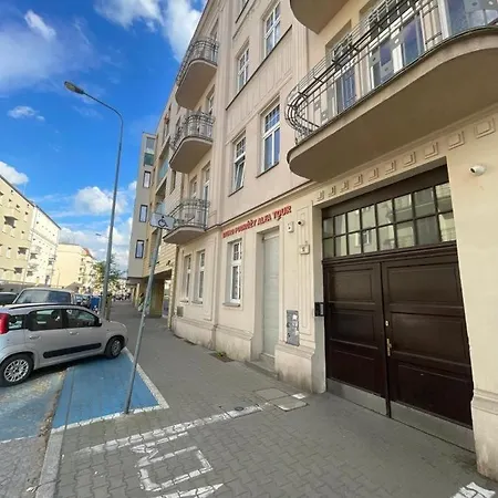 Komfortowe Mieszkanie Blisko Parku *